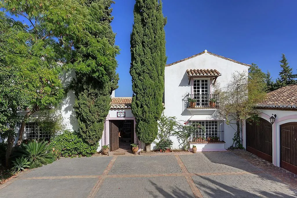 Villa Ladyville Benahavis Spain